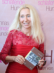 Filmpremiere "Hannas schlafende Hunde": Elisabeth Escher schrieb die Buchvorlage für den Film (©Foto: Martin Schmitz)